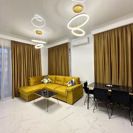 Studio303 By Allegio: Mamaia'S Seaside Luxury Near Finest Clubs & Beaches Exterior photo