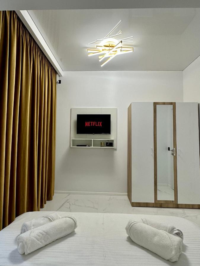 Studio303 By Allegio: Mamaia'S Seaside Luxury Near Finest Clubs & Beaches Exterior photo